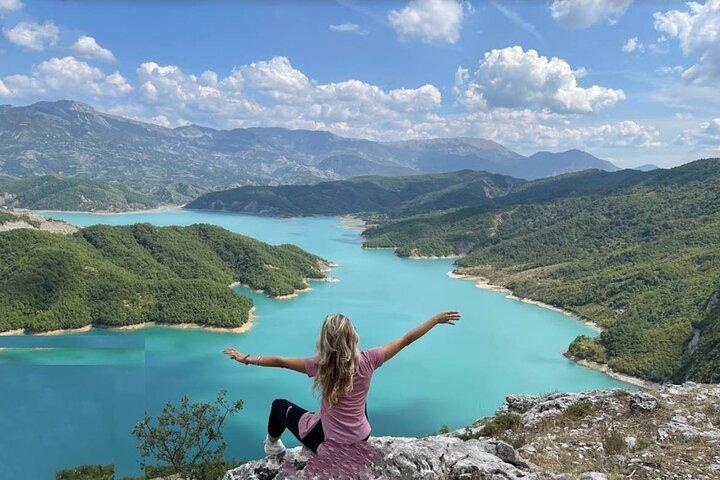 Bovilla Lake og Gamti Mountain Day Tour fra Durres eller Golem