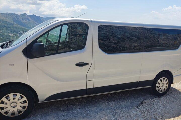 Transferência privada com minivan de Dubrovnik para Split