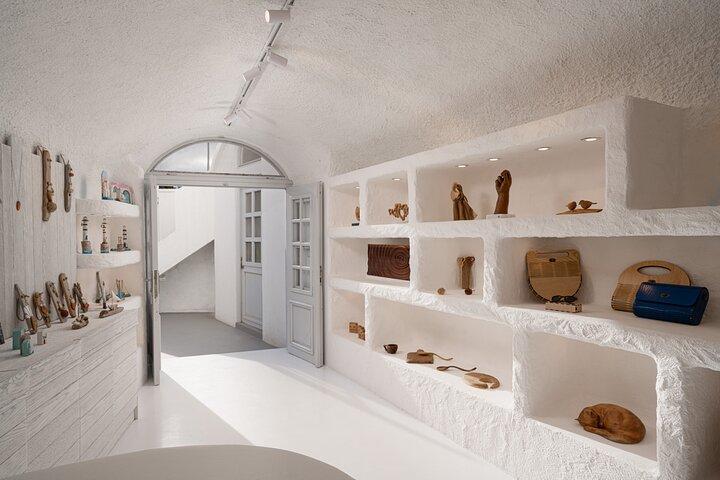 Taller de Talla en Madera en Santorini
