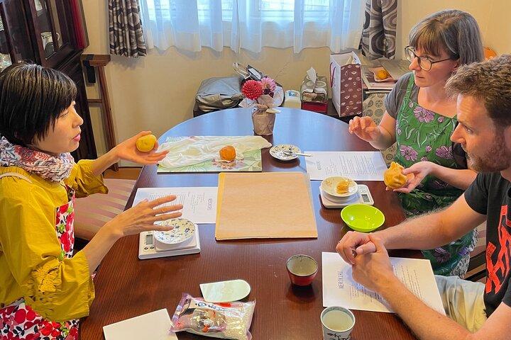東京郊外横浜の民家で和菓子作りを体験しよう