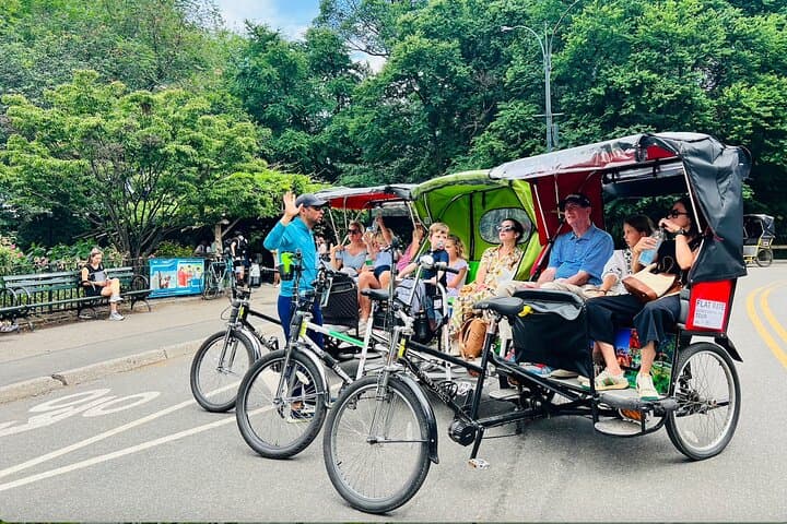 Central Park 2 - Hours Private Pedicab Guided Tour