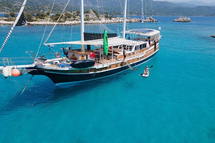 Segeln in der Türkei: Gulet-Kreuzfahrten für junge Erwachsene von 18 bis 39