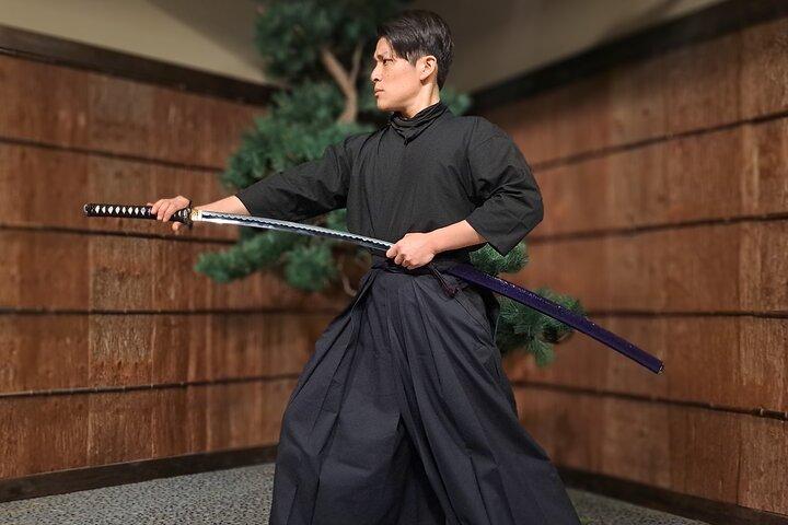 Samurai-Schwert-Erlebnis (für die ganze Familie) im SAMURAI MUSEUM KYOTO