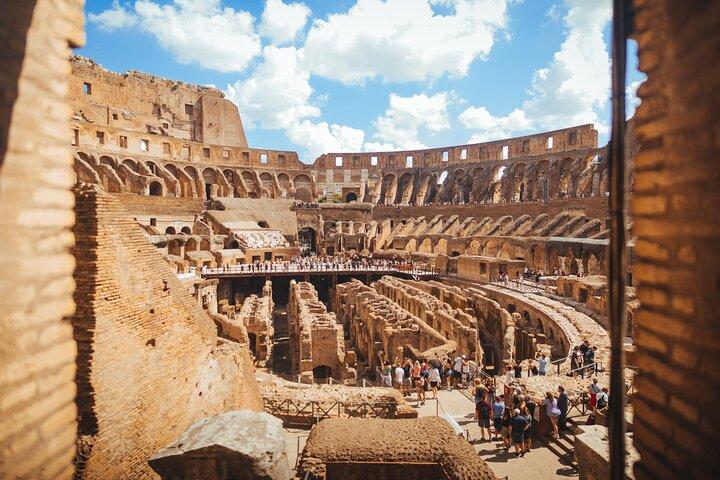 Last Entry Colosseum, Arena Access, Rooftop Aperitif Private Tour