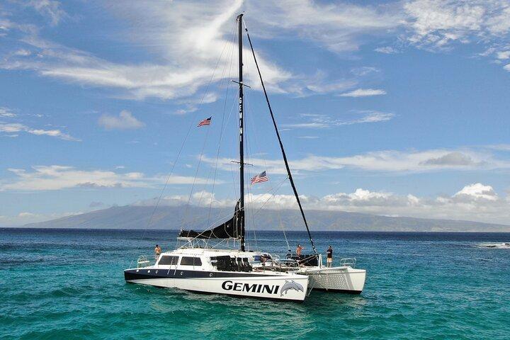 マウイ島：カアナパリビーチの海岸サンセットディナーセイル