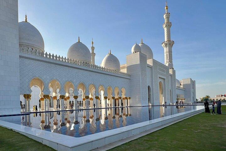 Abu Dhabi Full Day City Tour med Grand Mosque og topattraktioner