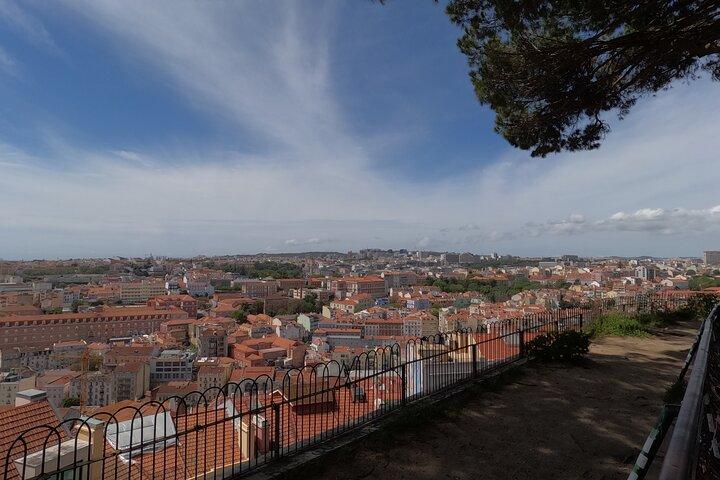 Private Lisbon Guided Historical Sightseeing Tour by Tuk-tuk