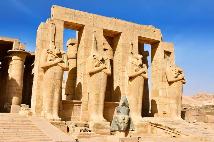 Private Luxor Tour to Queens Valley, Habu and Ramesseum Temples
