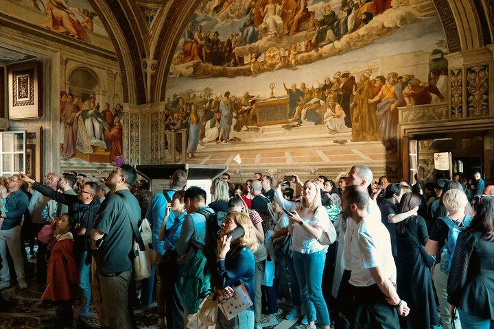 Tour dei Musei Vaticani e della Cappella Sistina con accesso da San Pietro