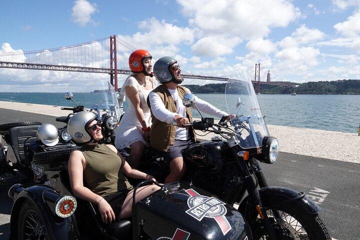 Lisbon sidecar tour – Cristo Rei & panoramic views