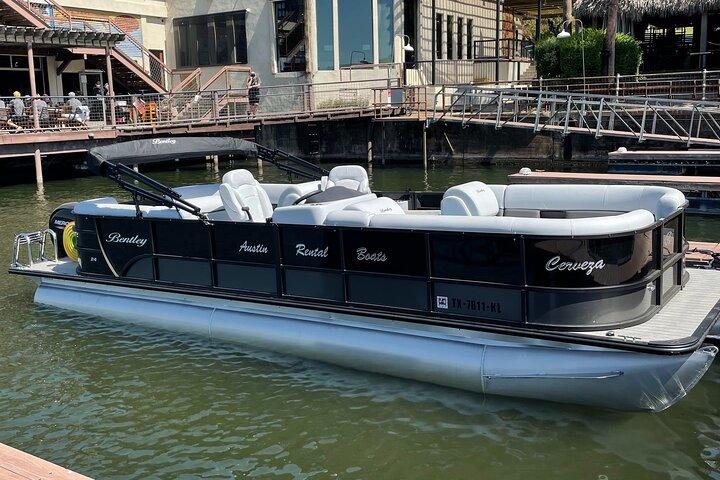 Lago Austin Barco Privado - 2 Horas, Enfriador, Nadar, BYOB, Flotador