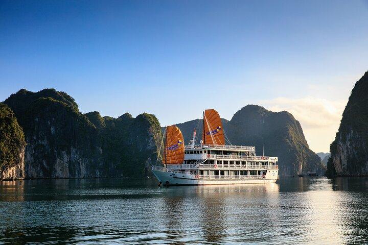 3D og 2N Lan Ha Bay Cat Ba Island Kajak & Trekking med Vega