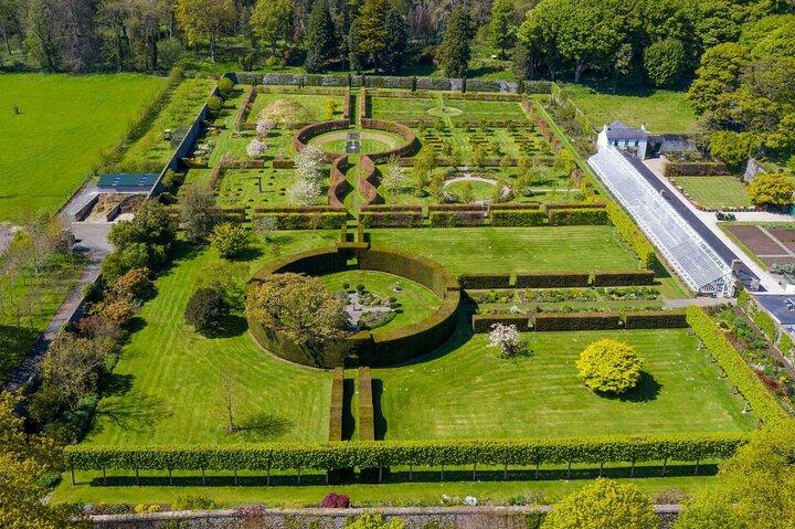 Tour privado: jardín amurallado irlandés, naturaleza y Calzada de los Gigantes