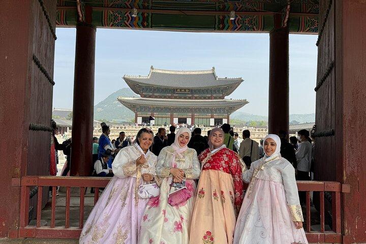 ソウルのプライベート 1 日ガイド付きツアー (ランチ、お茶、ディナー付き)