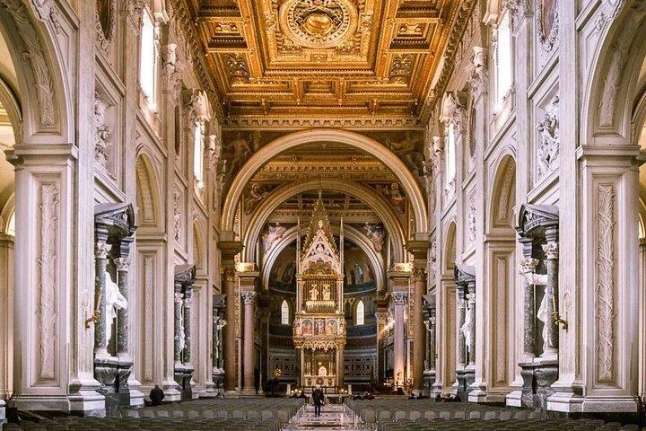 Tour Semi-Privado da Scala Santa e da Catedral de Roma