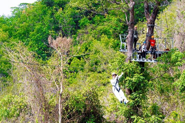 Zipline y ATV Skyline Adventure Phuket incluyen traslado de recogida