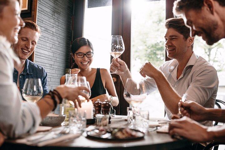 Excursão privada ao vinho com tudo incluído em Stellenbosch Cape Winelands