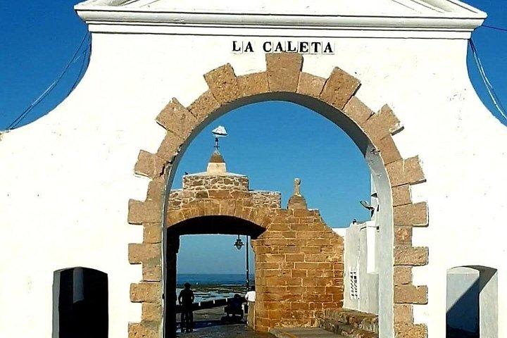 Visit Cádiz as if You Lived There