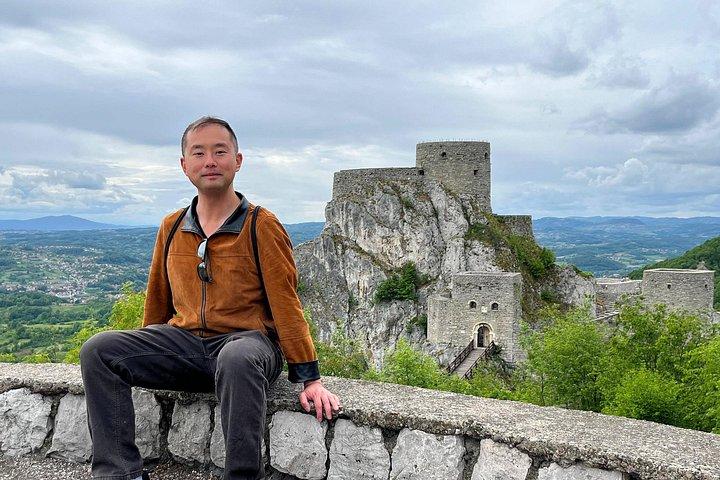 サラエヴォ : ボスニアの城ヴランドゥク、テシャニ、スレブレニクへの日帰り旅行