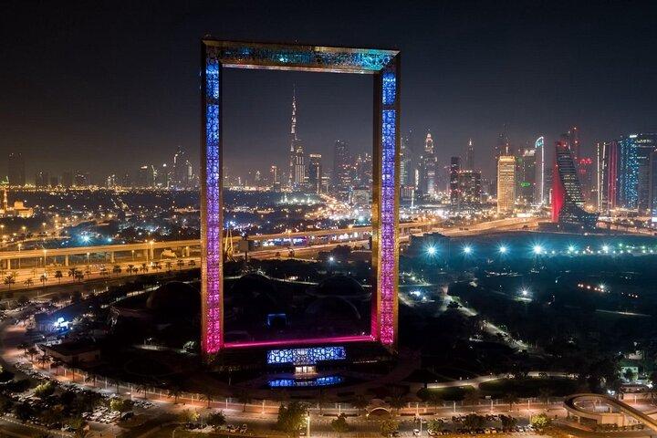 Dubaï Frame (Golden Gate) ou IMG WORLD selon l'option