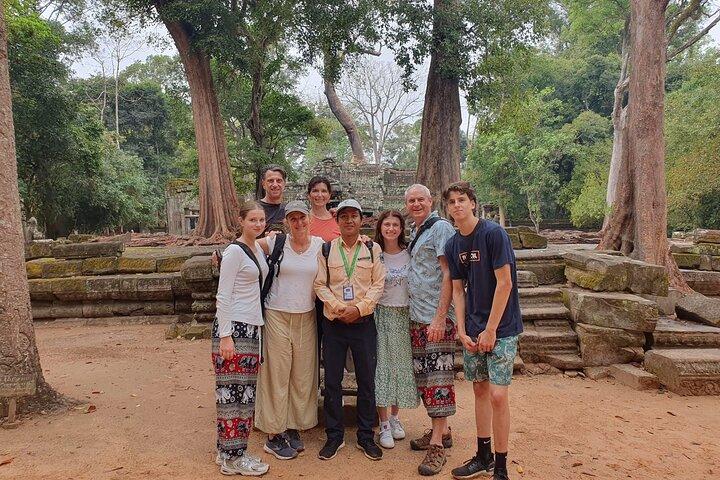 Small Group Sunrise Shared Tour to Angkor Wat, Bayon and Ta Prohm