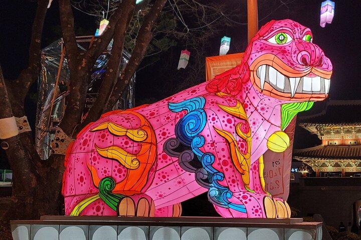 Jinju Namgang Yudeung Festival Bustour vanuit Busan