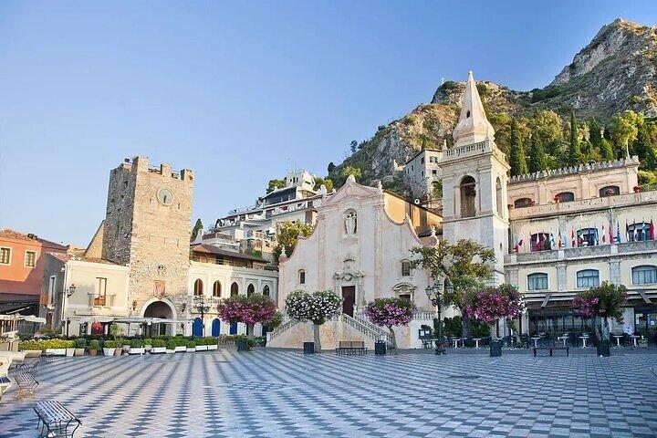 Flughafentransfer Catania ↔ Syrakus, Taormina oder Giardini Naxos