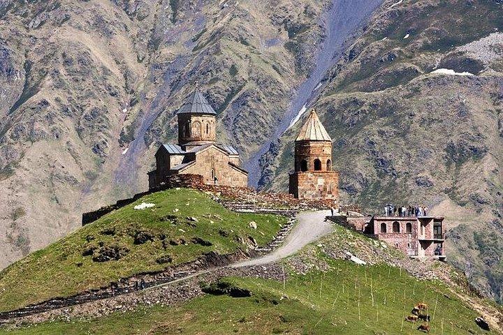 Tour in Mtskheta, Ananuri, Gudauri Kazbegi, Gergeti trinity