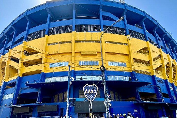 ブエノスアイレスのサッカーガイド付きアルゼンチンサッカースタジアムツアー