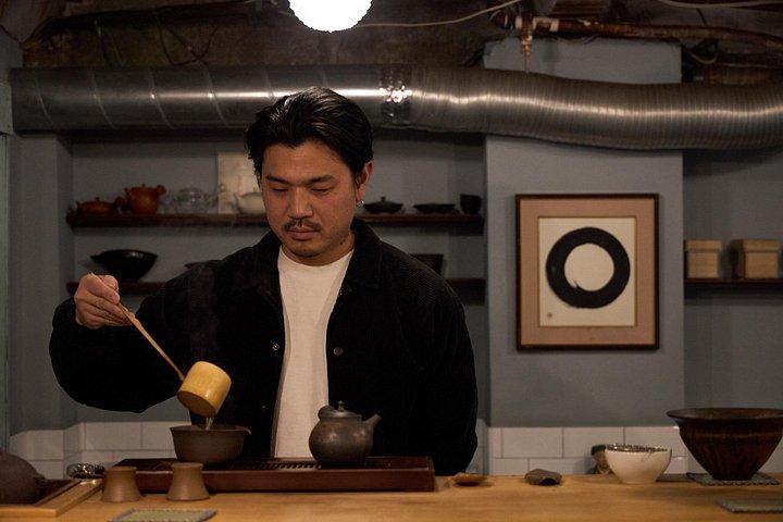 居酒屋巡り、お茶、お酒を楽しめる東京お茶ナイトツアー