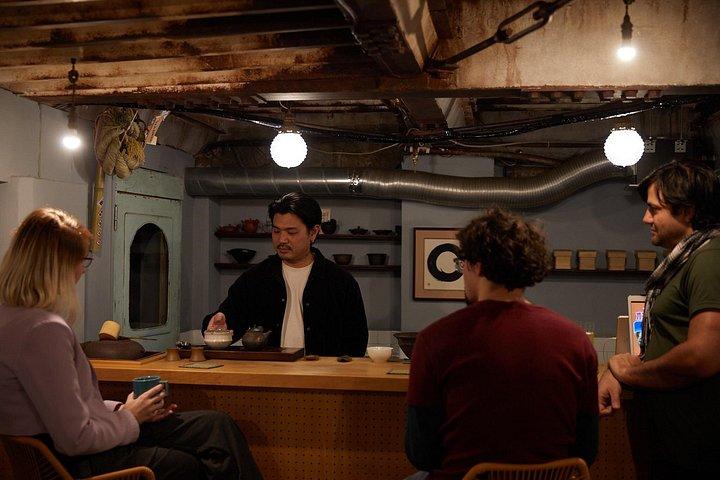 居酒屋巡り、お茶、お酒を楽しめる東京お茶ナイトツアー