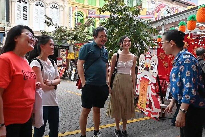Visita guidata locale a piedi dei tesori nascosti di Chinatown