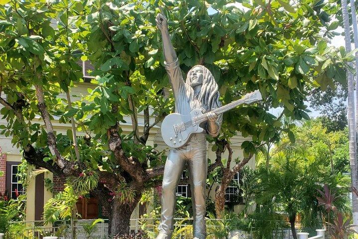Private Tour: Kingston und Bob Marley Museum ab Ocho Rios