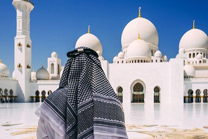 Visita guiada compartilhada de dia inteiro a Abu Dhabi