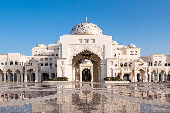 Visita guiada compartilhada de dia inteiro a Abu Dhabi