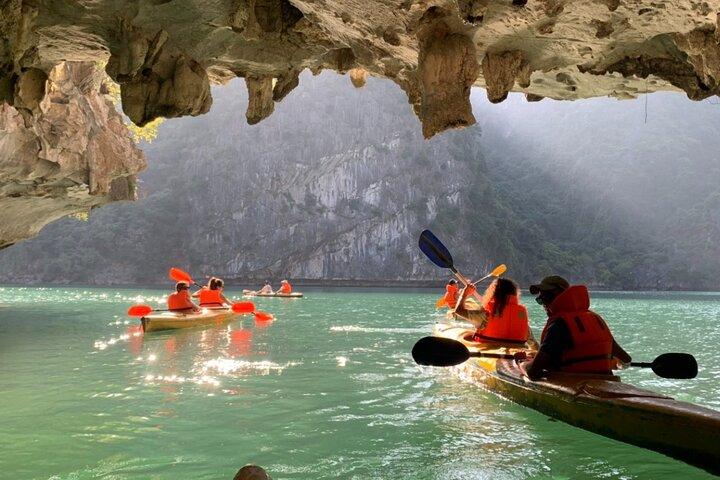 Lan Ha Bay Boutique Cruise 2D1N: Kajakfahren, Schwimmen und Radfahren
