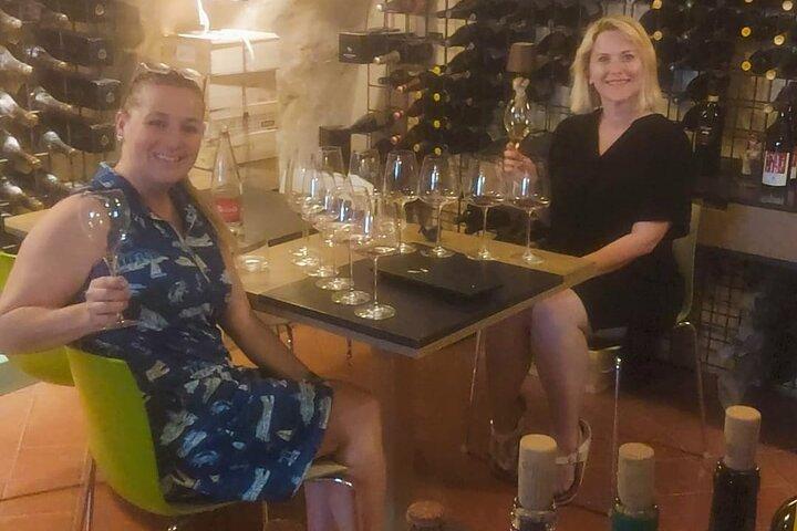 Esperienza intima di degustazione di vini Matera con Food Pairing