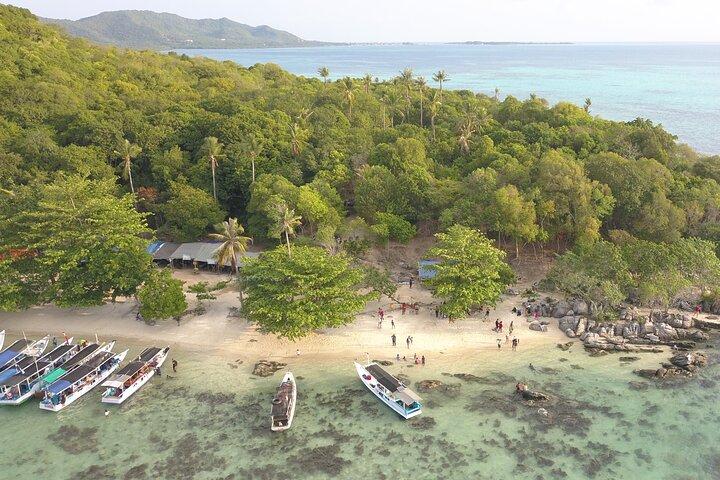 Excursion privée en apnée et saut d'île à Karimunjawa