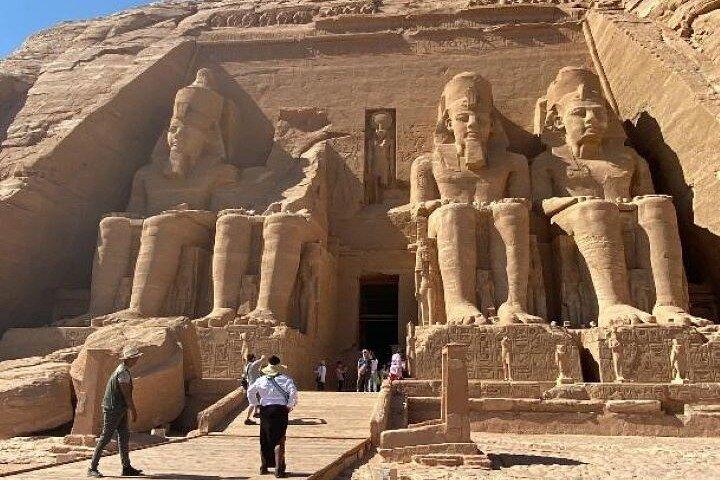Visita privata di Abu Simbel da Assuan