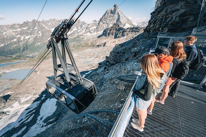 Tagestour zum Zermatt Matterhorn und Gletscherparadies ab Lausanne