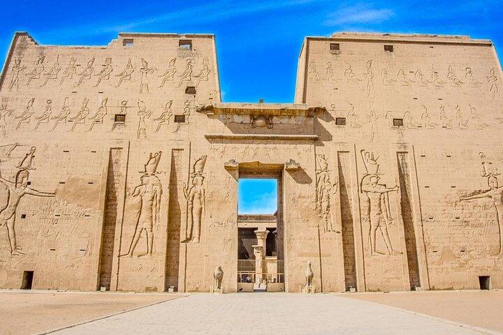 Private Tour Edfu and Kom Ombo Temples from Luxor