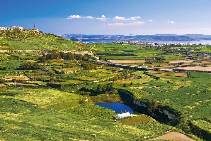 Gozo heldags gruppbusstur inklusive lunch och transfer