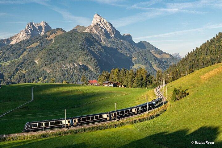 スイスの美しい景色を1日で満喫する旅