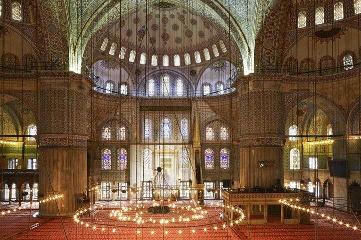 Istanbul Ultimate Luxury Experience:2-Days Private Yacht &VIP Car