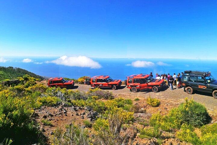 Jeepsafaritocht van een hele dag naar Porto Moniz en Cabo Girão