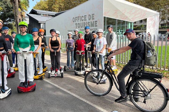 Usædvanlig og økologisk tur i Segway og elektrisk cykel i Bayonne