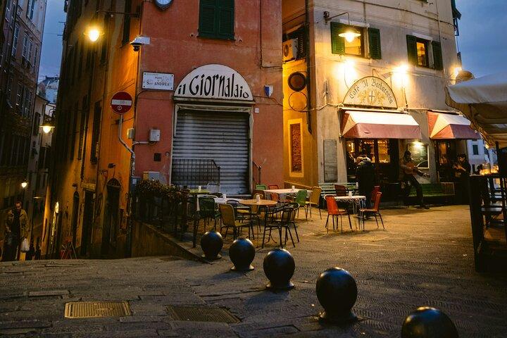 Genua Bites & Stories: Ein leckeres Stadtabenteuer mit einem Einheimischen