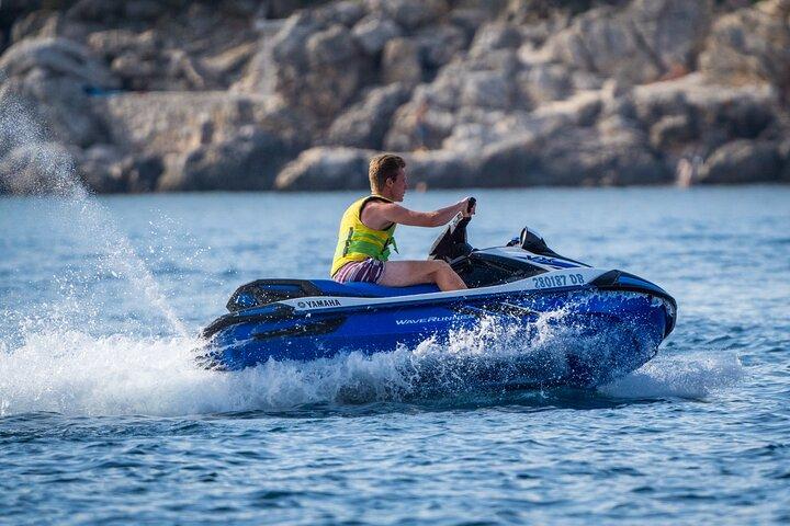 Jet Ski Rent 1t