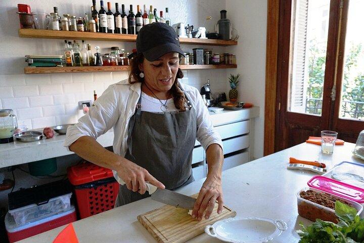 Tour Privado pelo Mercado e Aula de Culinária em San Telmo com Gabriela