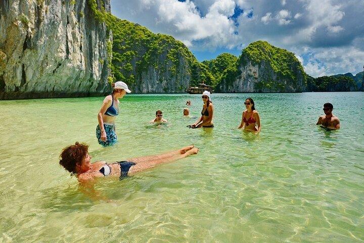 Private Lan Ha Bay Cruise 2D1N